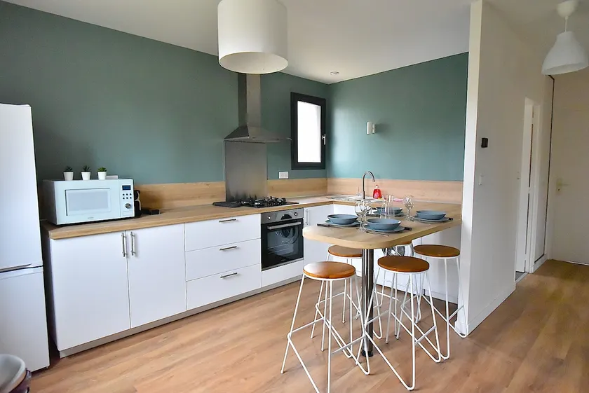 F2 Cozy, fully equipped, refurbished - Image 1