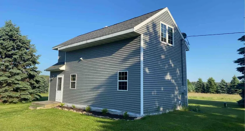 2 Bedrooms - Room to park boat! - Close to water & Potawatomi State Park - Image 1