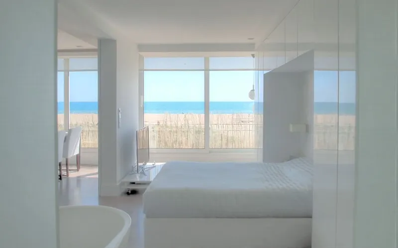 C Stylish Beachfront apartment by UrsulaDesign - Image 1