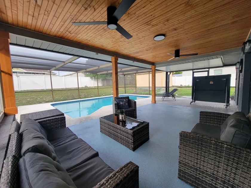 *4 miles from Weeki Wachi Springs!*¤ - Image 1