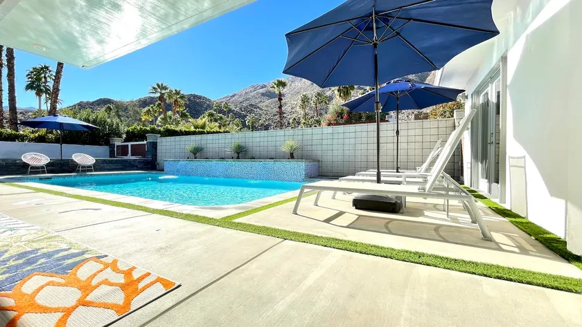 Fantastic MidCentury Modern, Pool, Views, Privacy! - Image 1