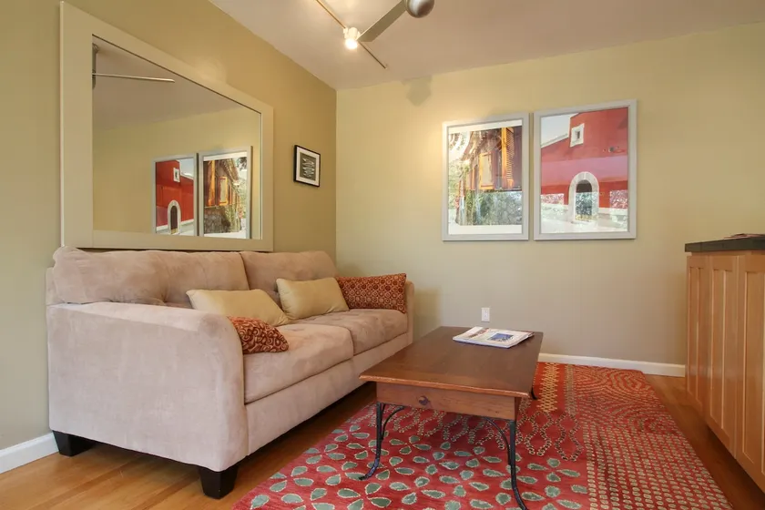 Sunny & Spacious 3BR/2BA Home - Hot Tub Retreat - Image 1