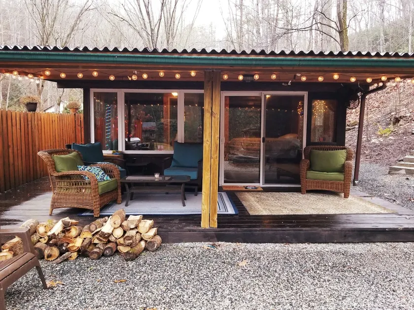 Creekside Cabin Bungalow in Bryson City! - Image 1