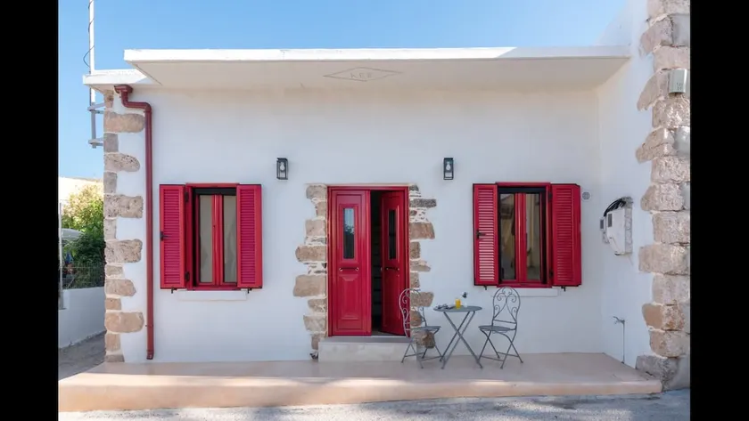 Red Door Corner - Image 1