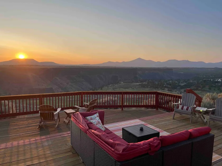 Pointe of Blessing with hot tub and canyon views - Image 1