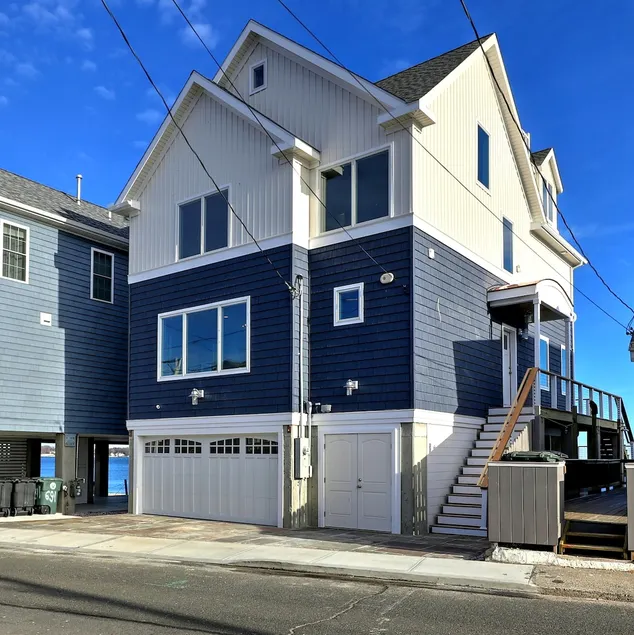 Newly Built Beach House Getaway - Image 1