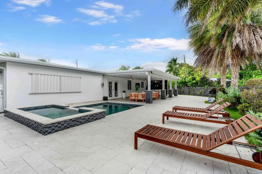 Miami Paradise Westchester * Heated Pool* - Image 1