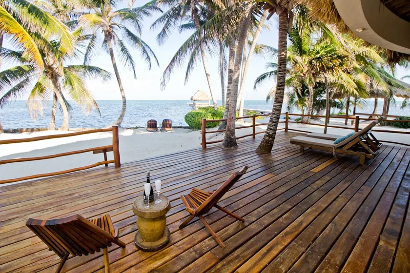 Breathtaking, Luxurious Beachfront Villa Sand - Image 1