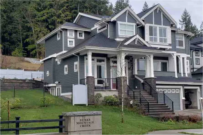 Brand New 2 Bedroom - Image 1
