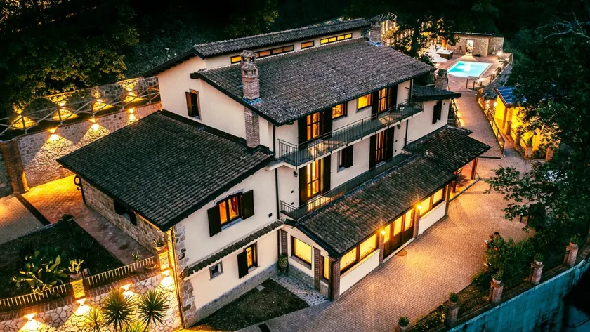 Villa Lara - Image 1