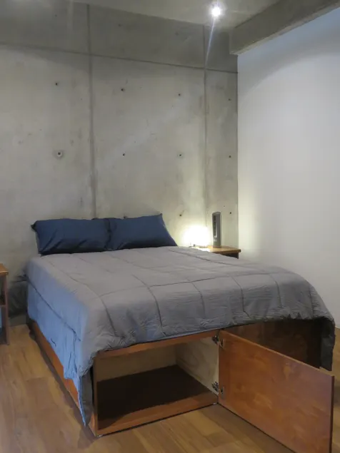 Beaut1ful Minimalistic flat full of light and art. - Image 1