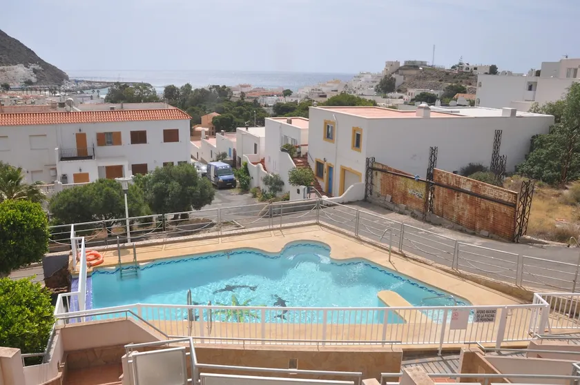 Montemar single beds - Image 1