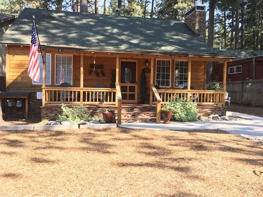 Ellis Retreat - Image 1