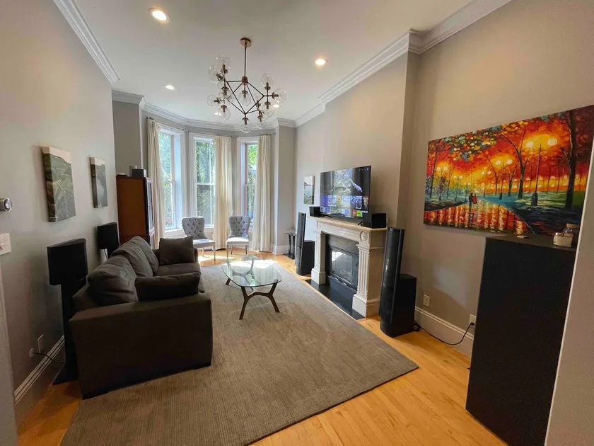 South End 1800sqft 2BR Audiophile Paradise - Image 1