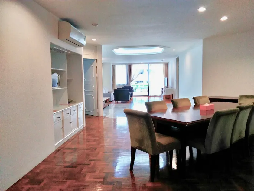 Bangkok best 215 sqm for 6 people-11CW - Image 1