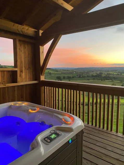 Love Room SPA Nature Relaxation for Lovers - Image 1