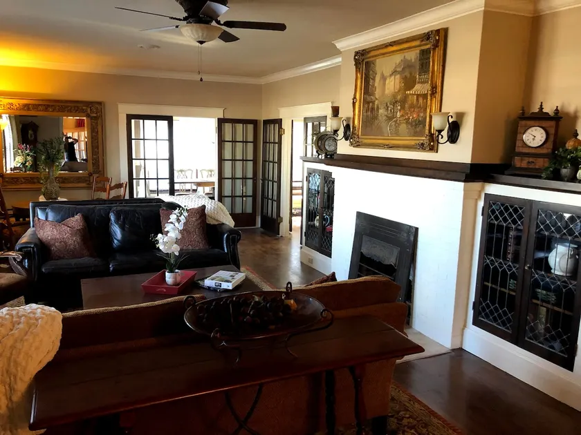 The Palmer House - Image 1