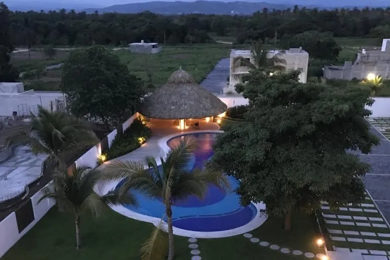 Acapulco Diamond Roofgarden Apartment, Private Jacuzzi - Image 1