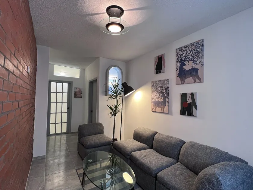 52-1 San Mateo Furnished apartment for executive - Image 1