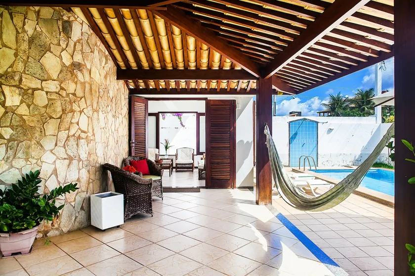 Seasonal Beach House - Image 1
