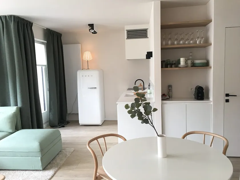 Brand new design apartment near the sea - Image 1