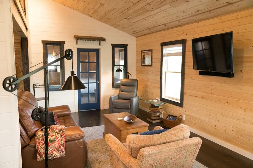 Charming very well appointed cottage ! - Image 1