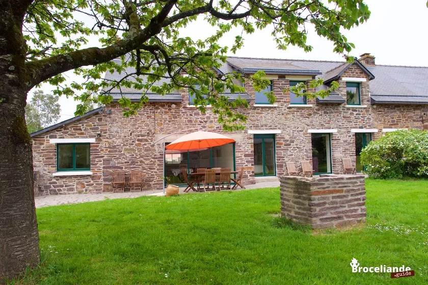 Lancelot du Val bed and breakfast - Image 1