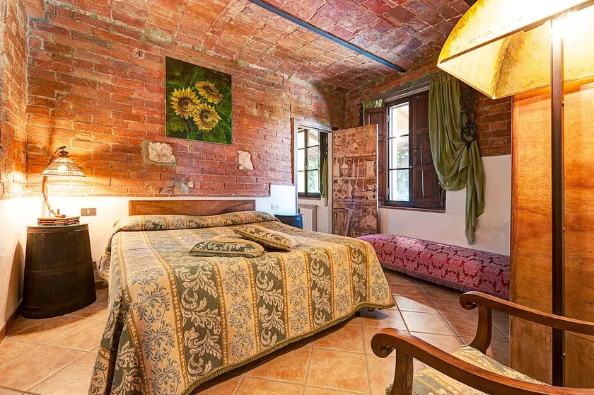 Sweet Alcantara in Montepulciano - Image 1