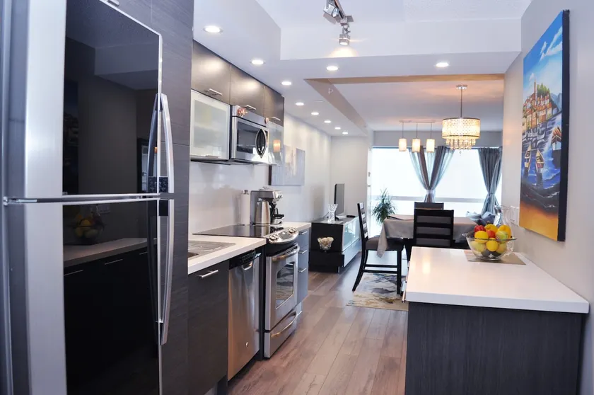 College/Yonge: 2 Bedroom/2 Bathroom - Image 1