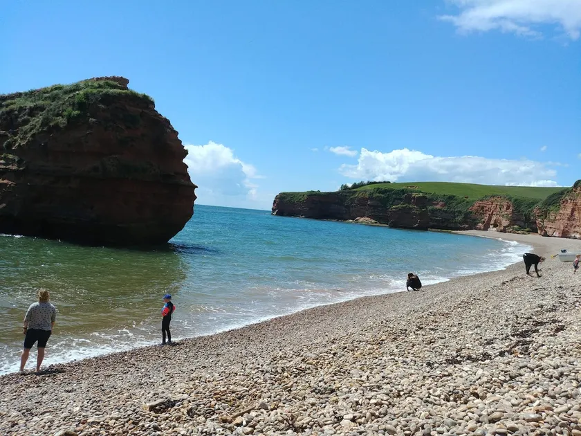 Coastal paradise - Image 1