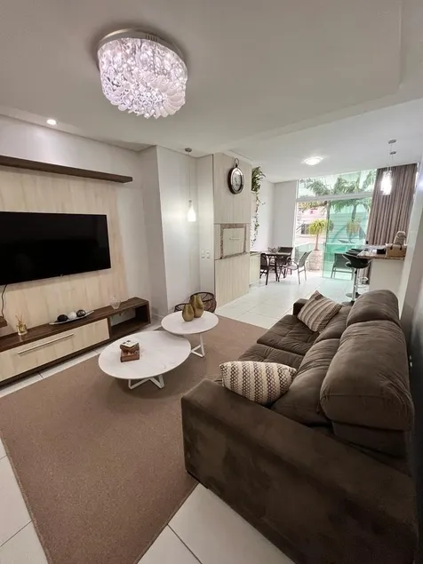 Excellent High Standard Apartment with Pool and Large Balcony - Image 1