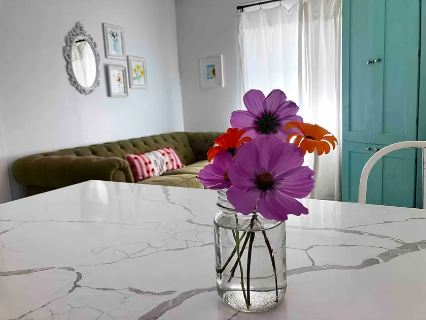 Oasis Table - Image 1