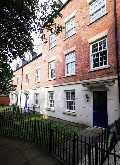 2 bedroom apartment - Shrewsbury town centre - Image 1