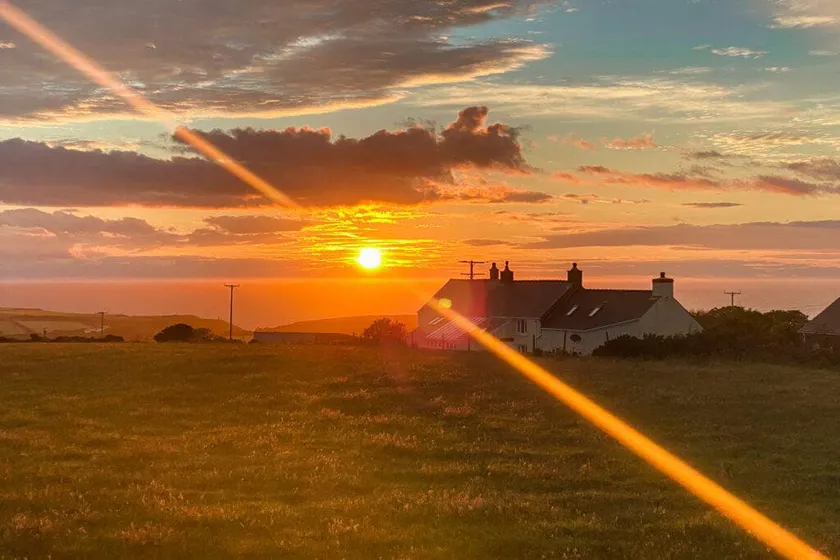 Pembrokeshire Cottage - Amazing Ocean Views - Image 1