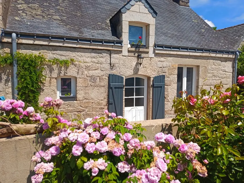 Stone Cottage - Image 1