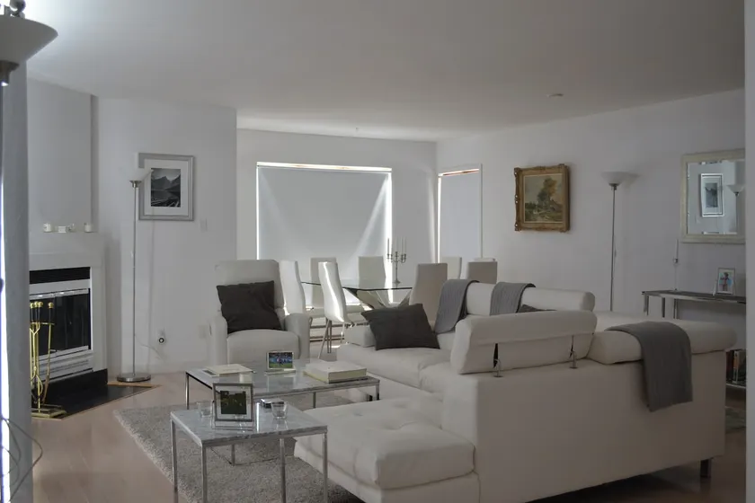 Beautiful condo in Beaconsfield South! - Image 1