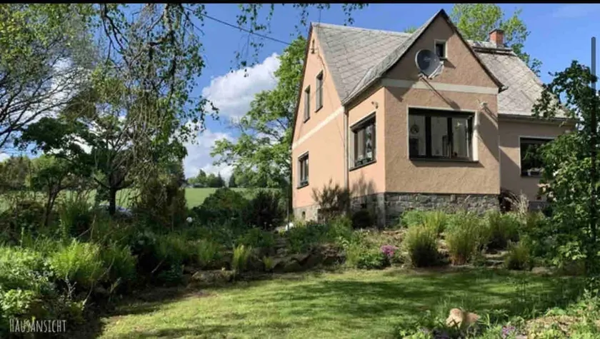 Idyllic vacation home BB2 in Bad Brambach - Image 1