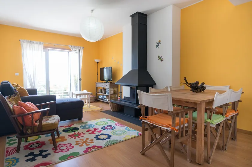 Visit Lisbon and its surrounding area with friends & family - Image 1