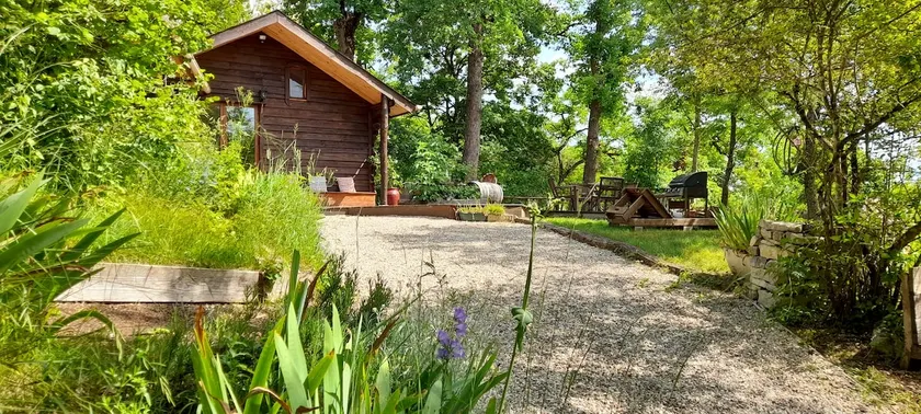 Les Rêves Cabin in Sery - Image 1