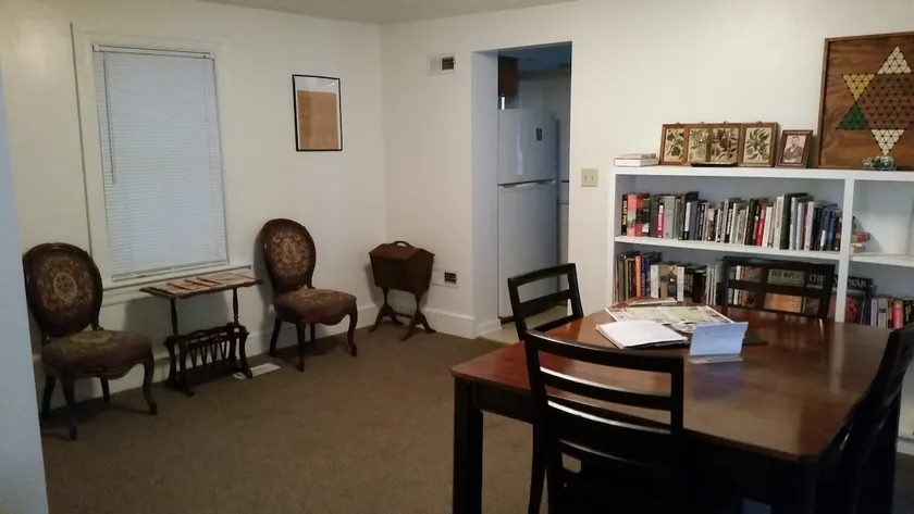 Pearl's Place - Image 1