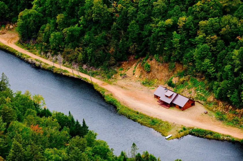 The Trophy | Riverfront | Large log home - Image 1