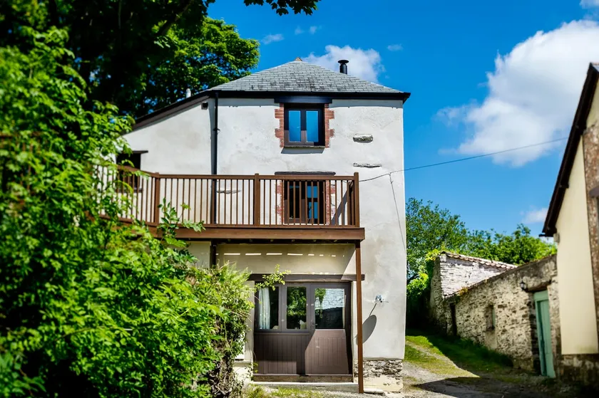 Barn Conversion In Ideal Location To Explore North Devon Beaches And Exmoor - Image 1