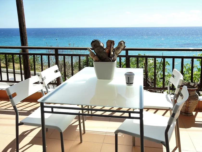 Seaside apartment in Kallikratia-sterilized by UVC - Image 1