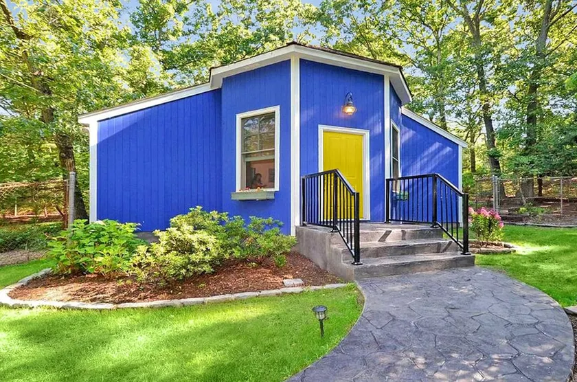 Private Cabin in Multi Acre Park! - Image 1