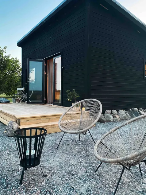 Field View Cabin - Image 1
