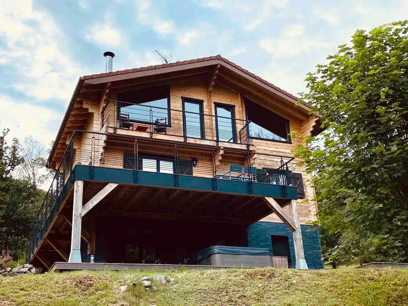 Wooden cottage in the countryside, 10 minutes from La Bresse - Image 1