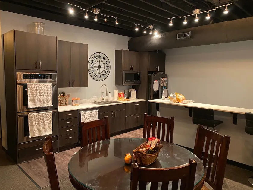 Revive Loft - Image 1