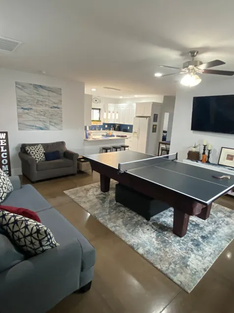 Full kitchen/2 Bedroom close to Zion w/Ping Pong! - Image 1