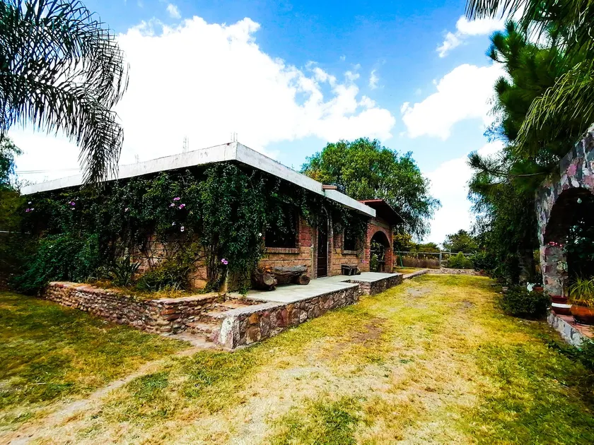 Grandparents' house - Image 1