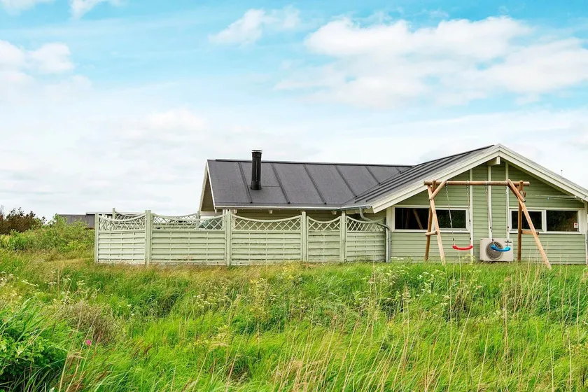 6 Person Holiday Home in Romo - Image 1